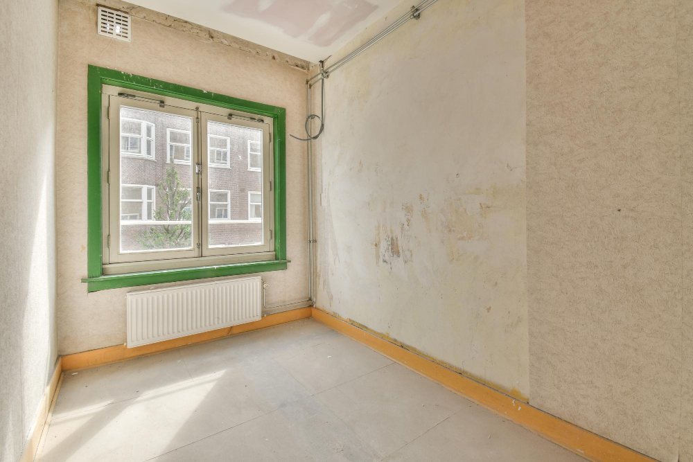 Pose de cloison sèche en plaques de plâtre